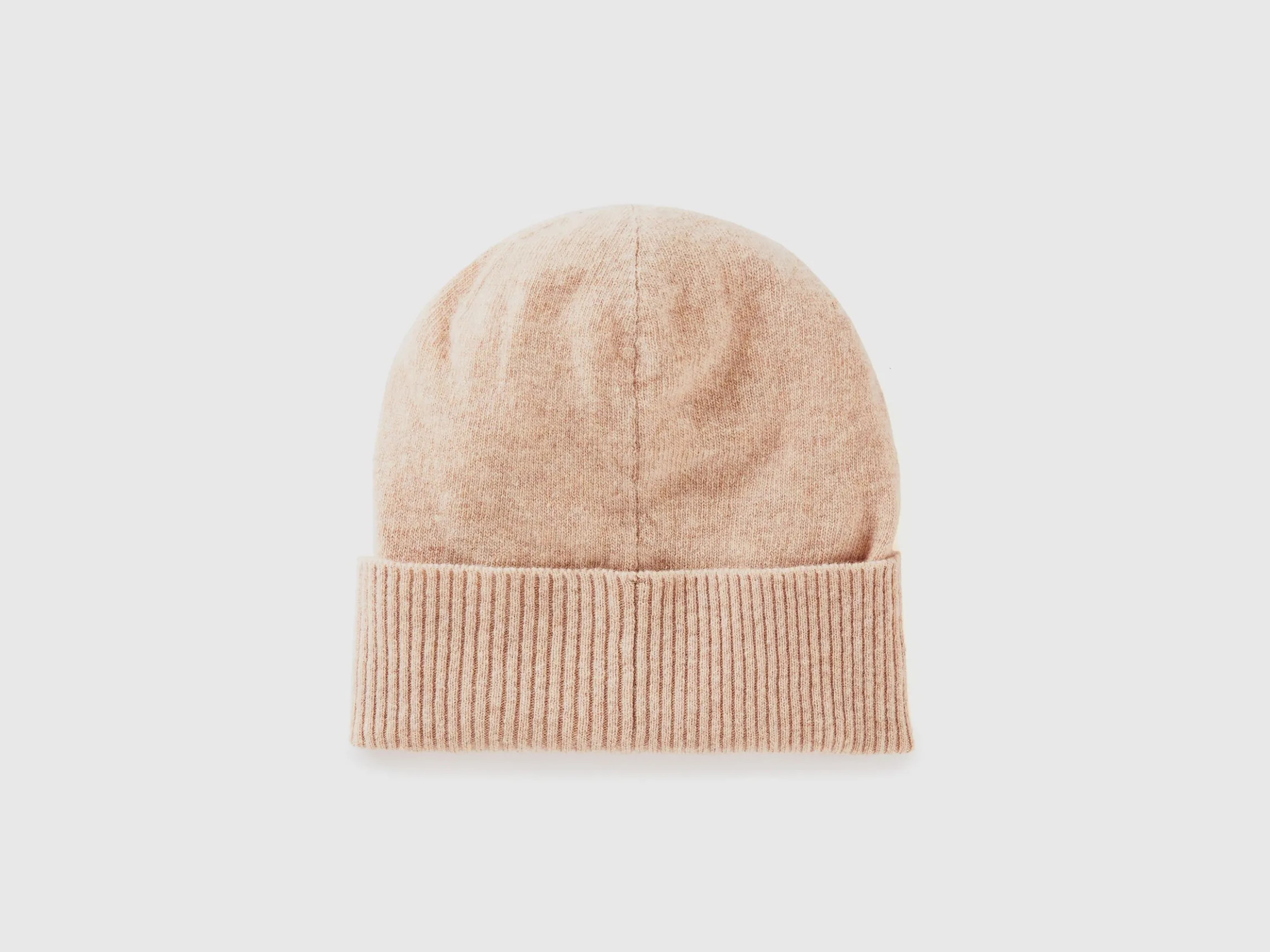Hat in pure Merino wool