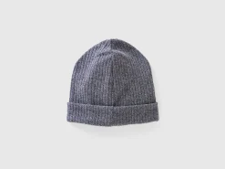 Hat in stretch viscose blend