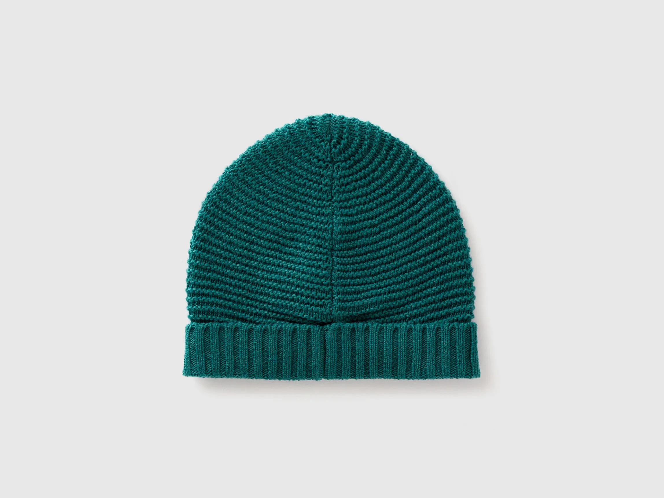 Hat in wool blend