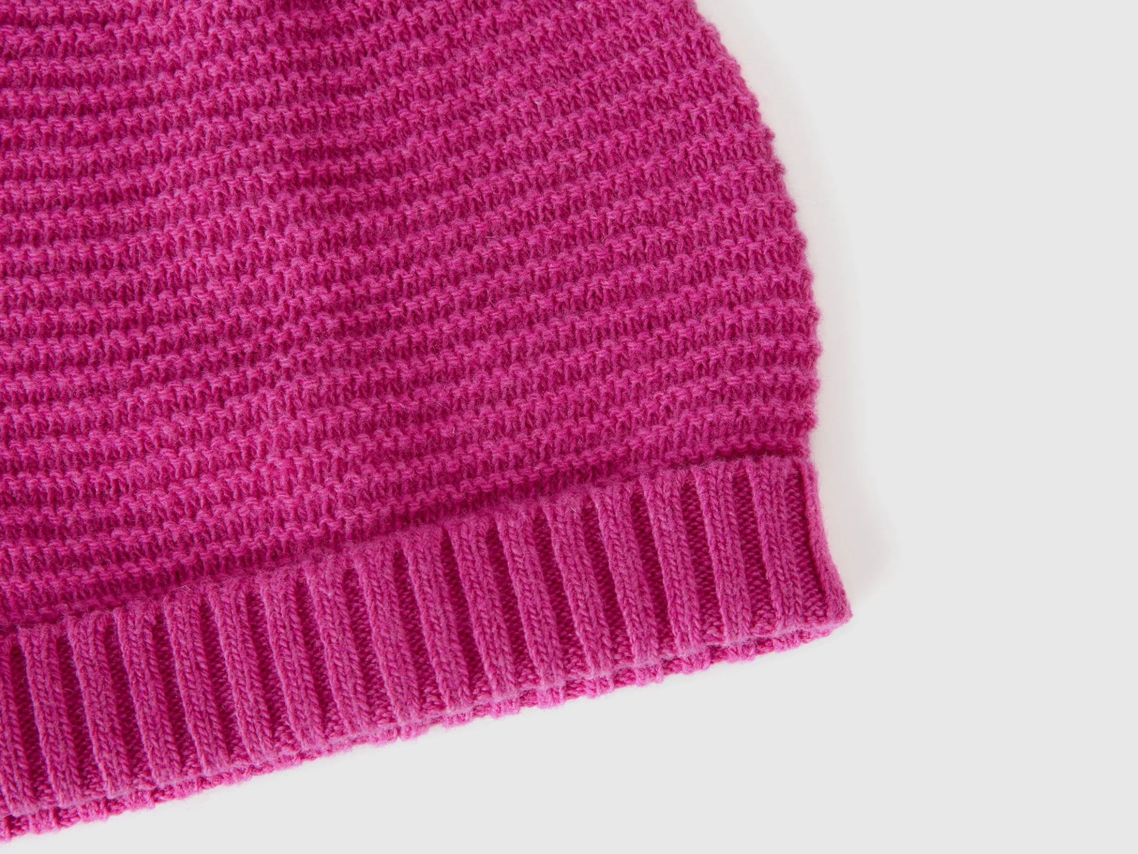 Hat in wool blend
