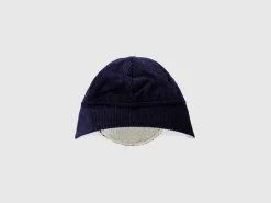 Hat with earflaps