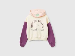 Hoodie with sequins