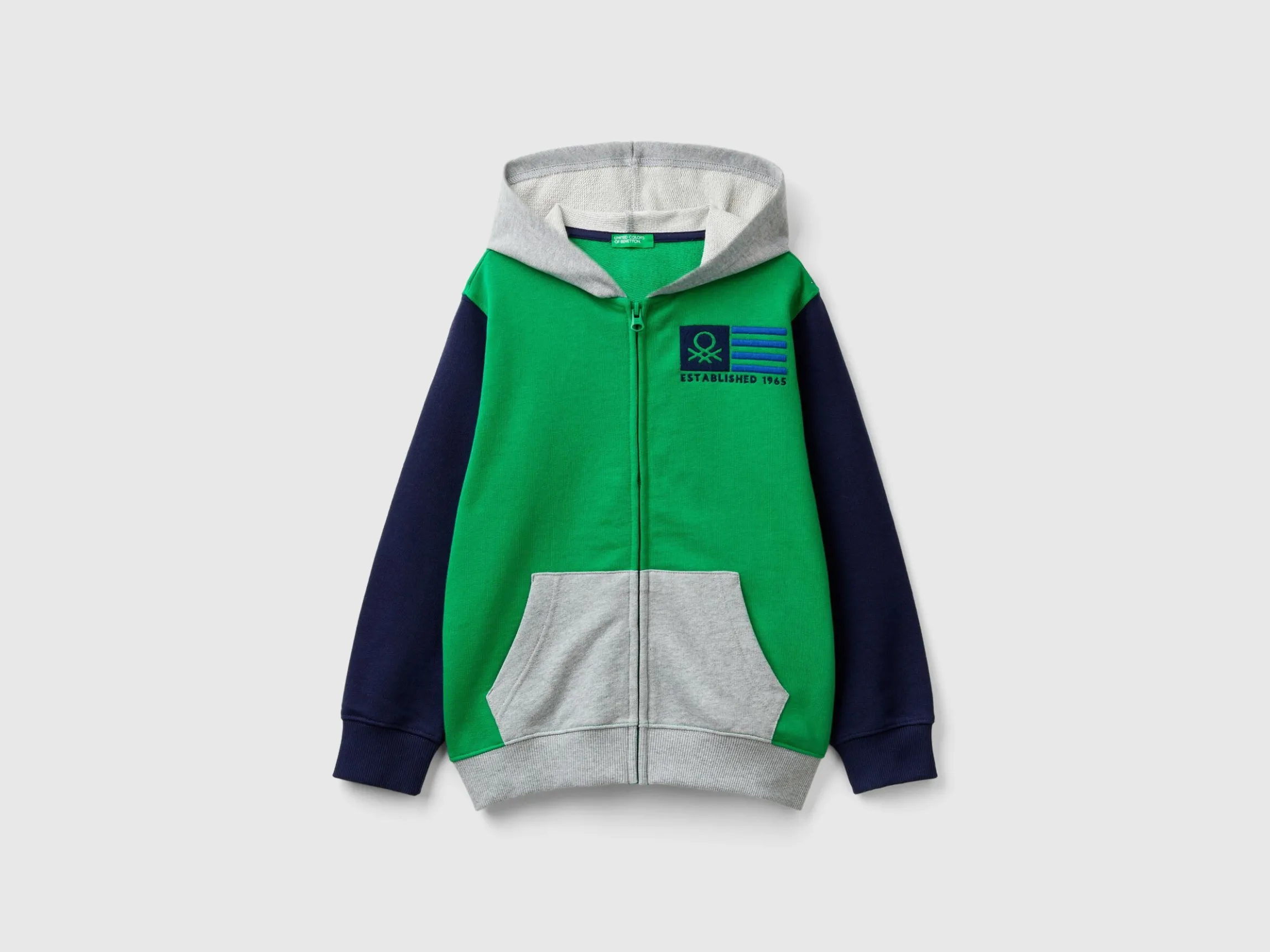 Hoodie with zip and embroidered logo