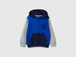 Hoodie with zip and embroidered logo