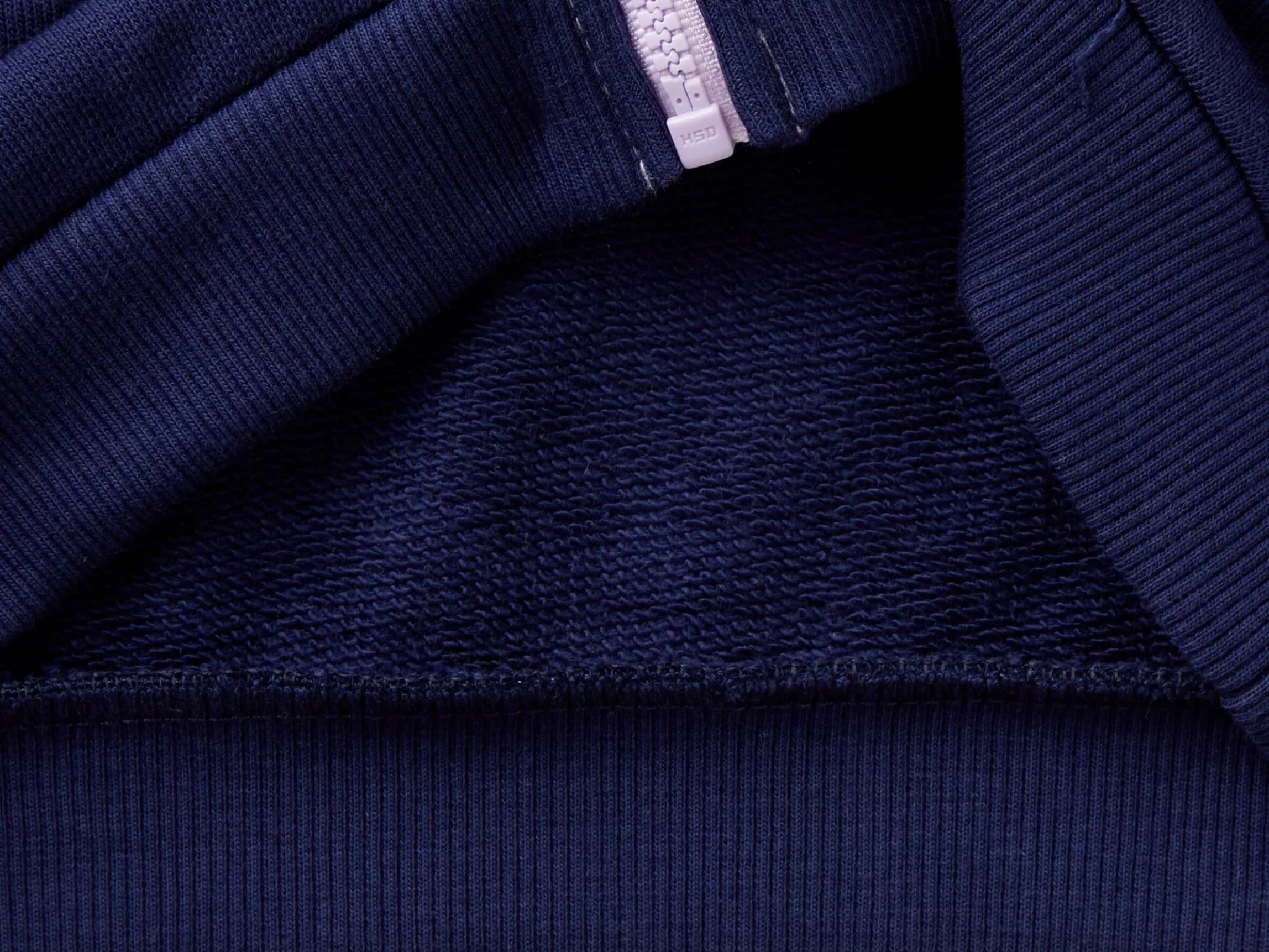 Hoodie with zip in organic cotton