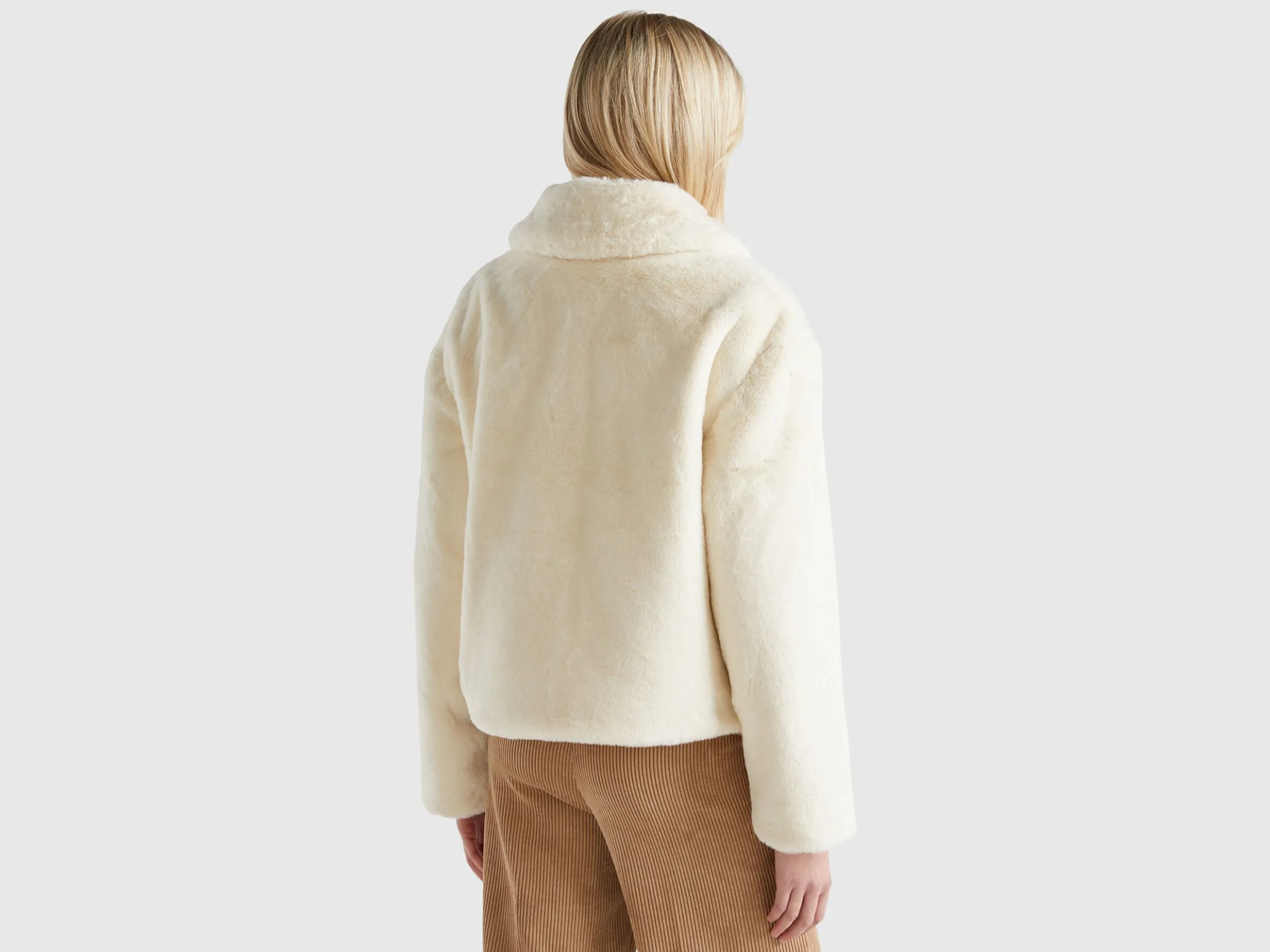 Jacket in faux fur
