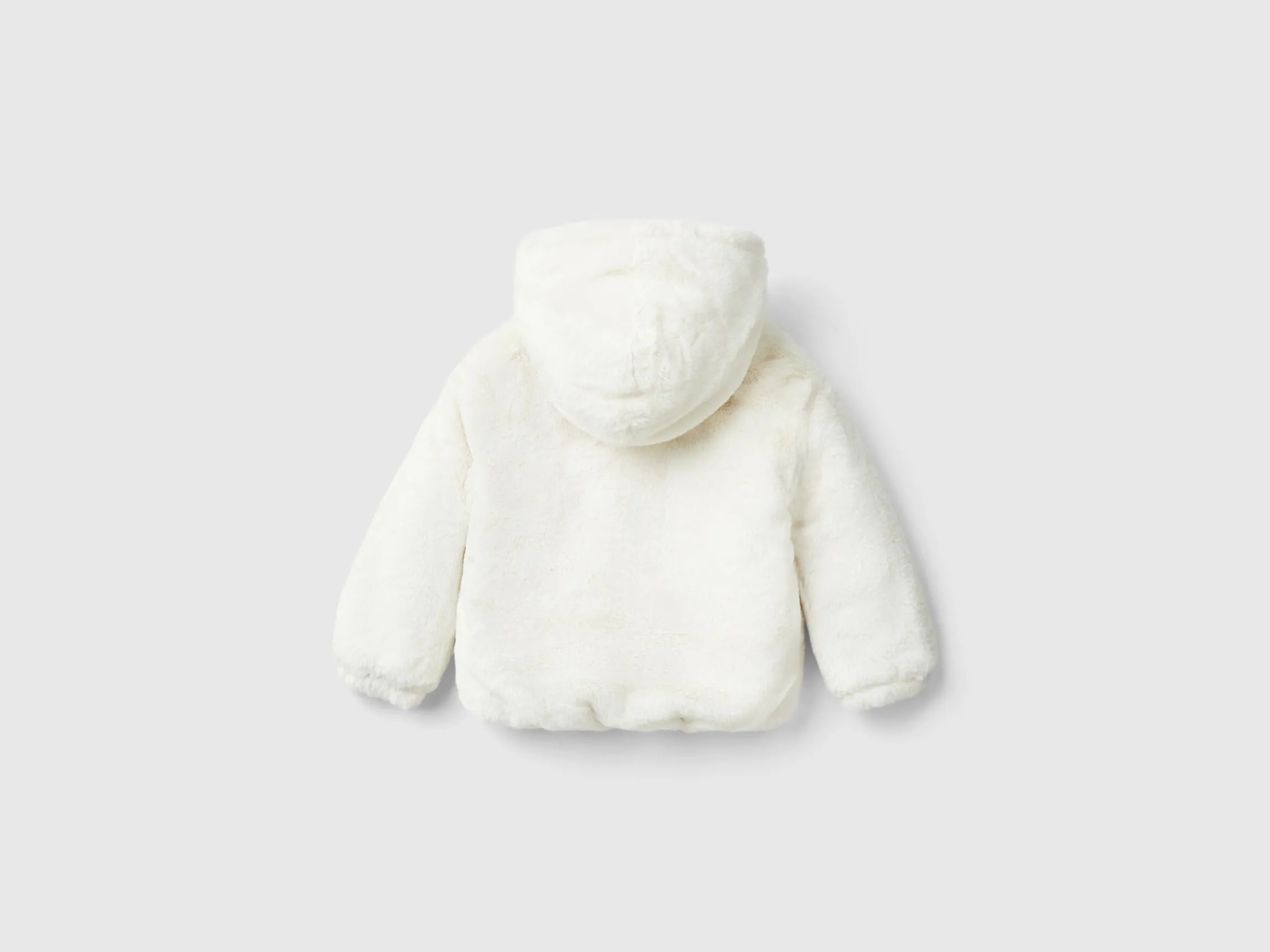 Jacket in faux fur
