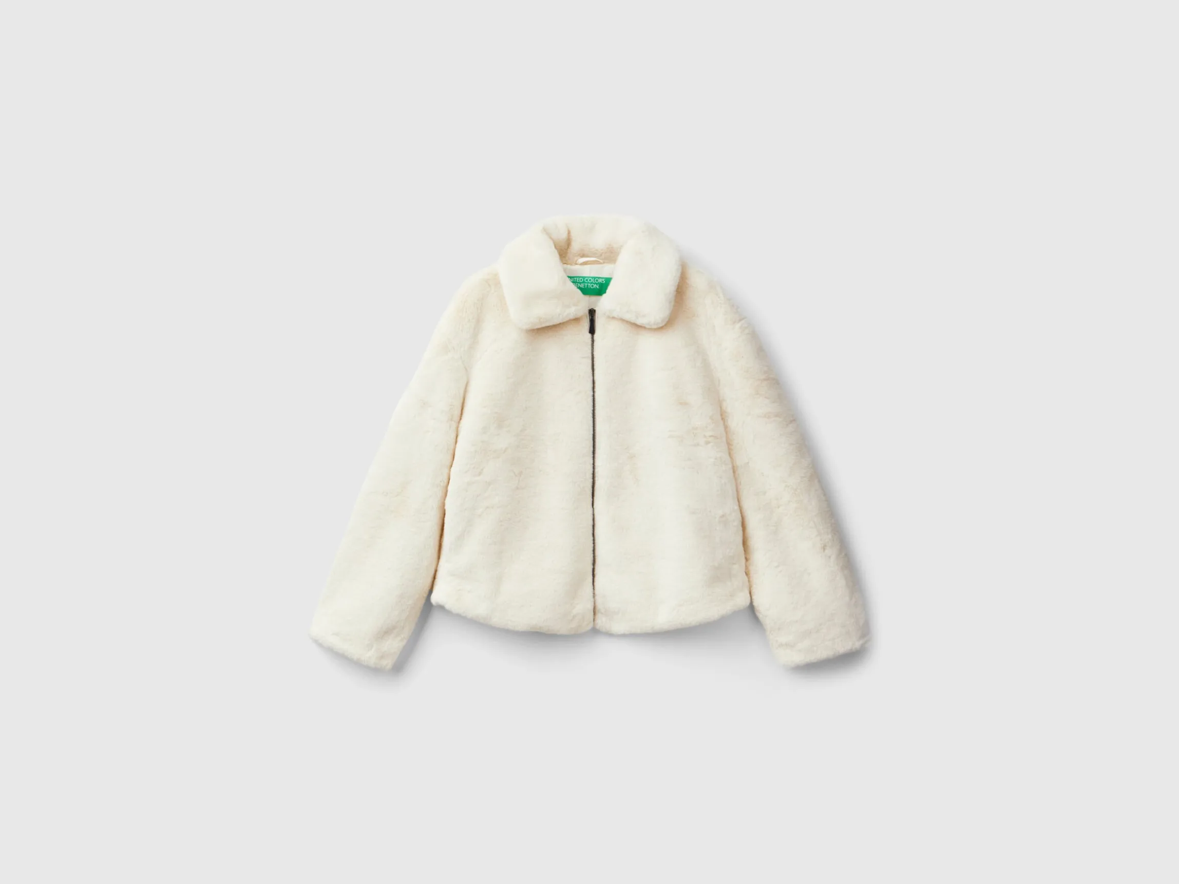 Jacket in faux fur
