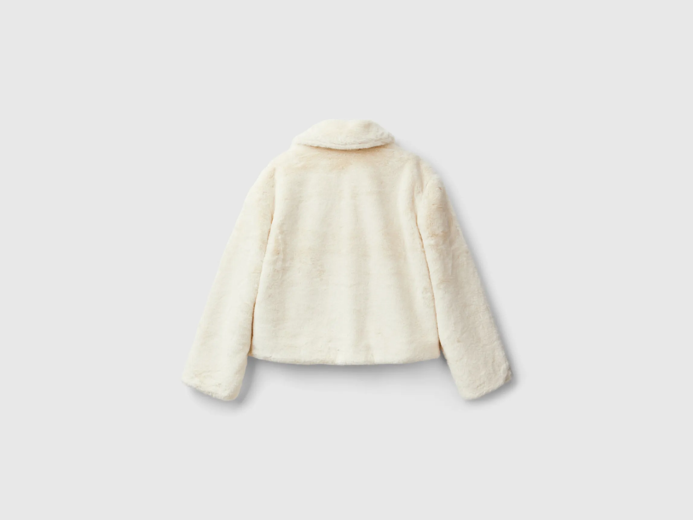 Jacket in faux fur