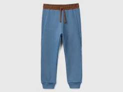 Joggers with drawstring