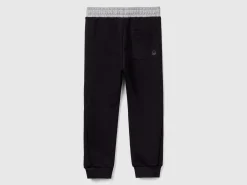 Joggers with drawstring
