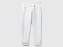 Joggers with drawstring