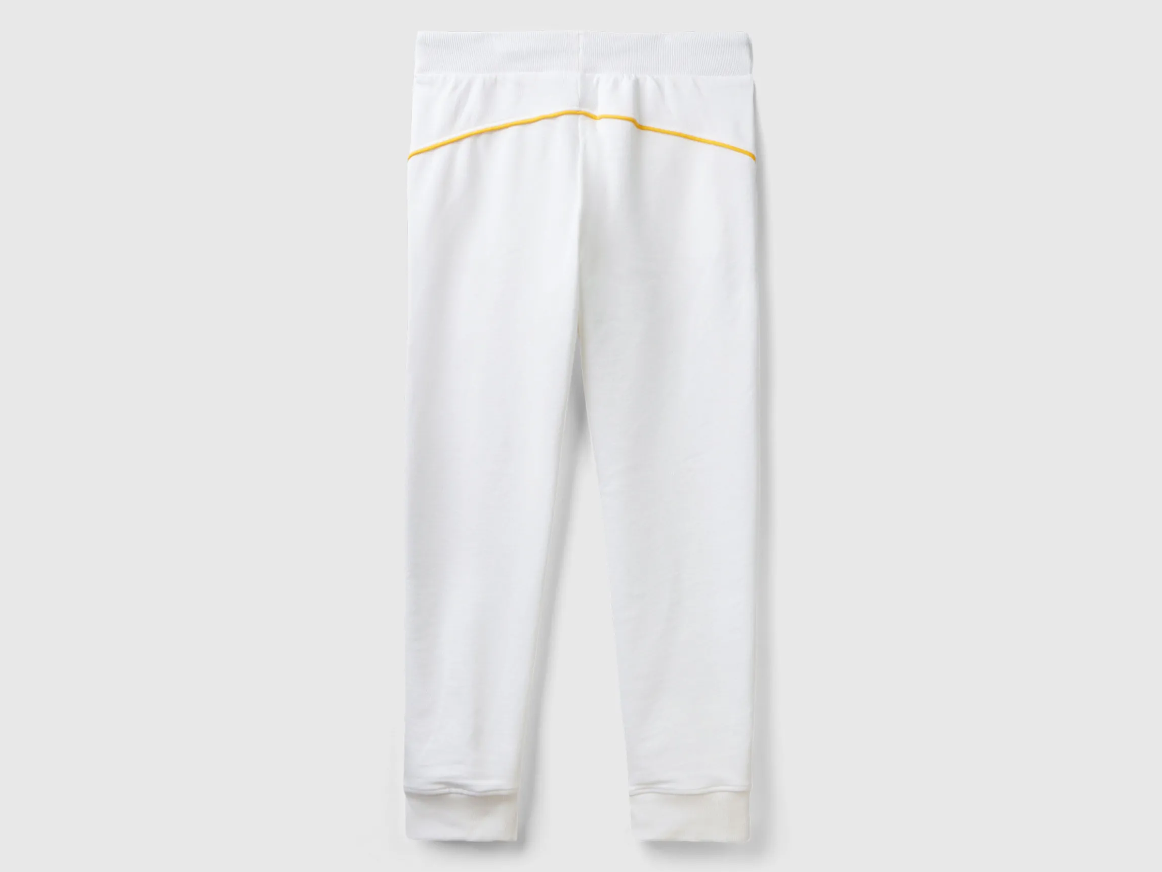 Joggers with drawstring