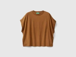 Kimono sleeve t-shirt