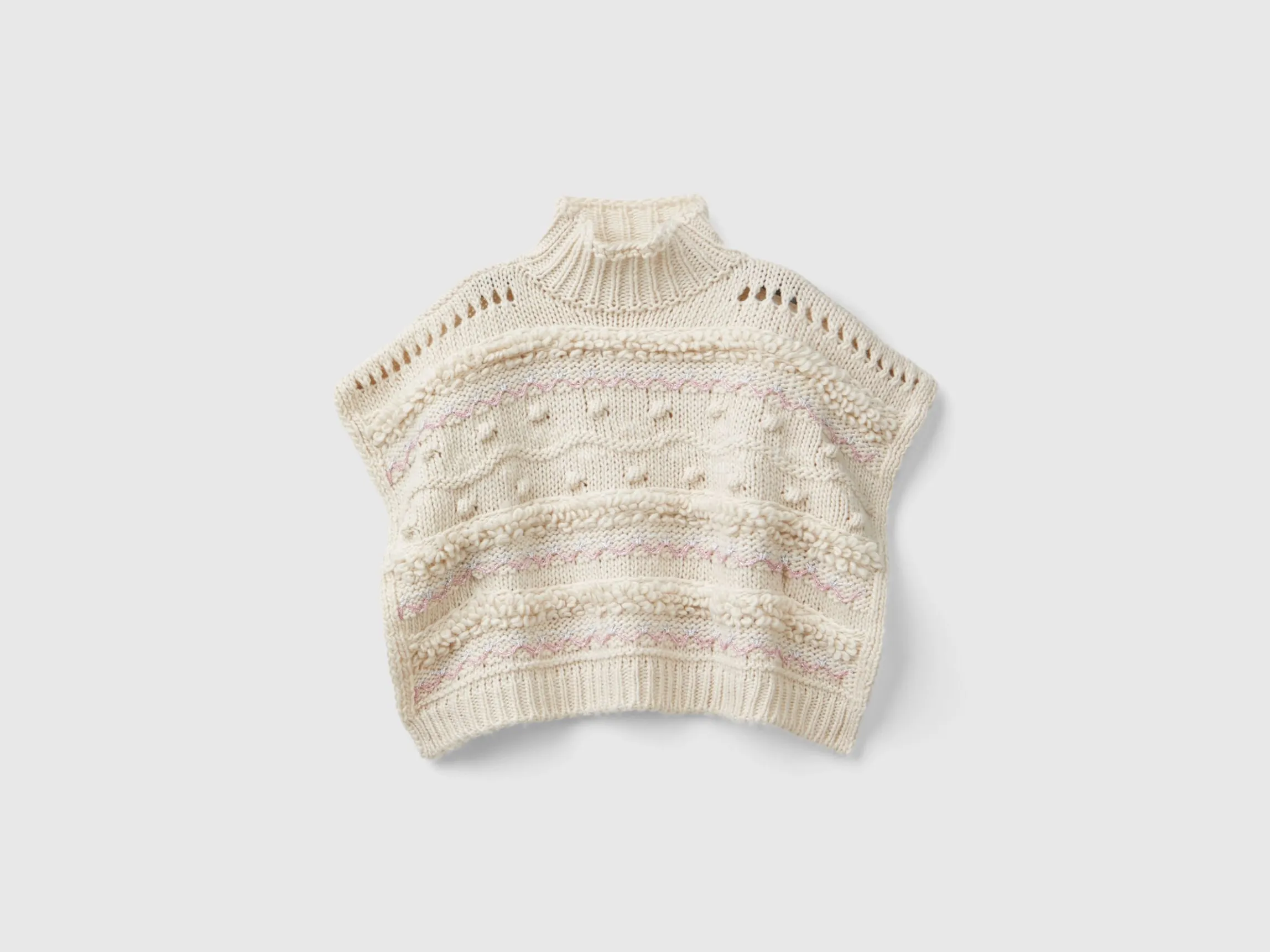 Knit cape with lurex