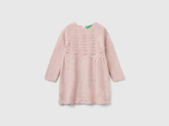 Knit dress with lace