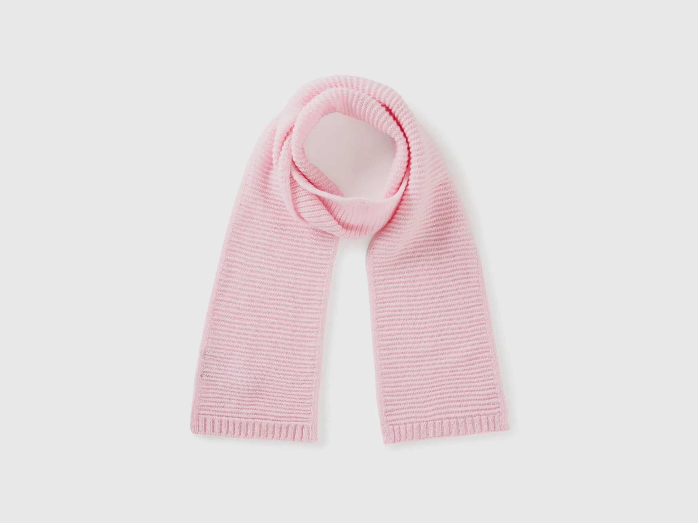 Knit scarf in stretch wool blend