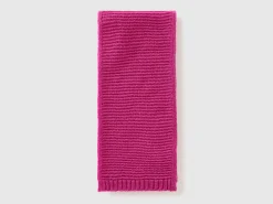 Knit scarf in stretch wool blend