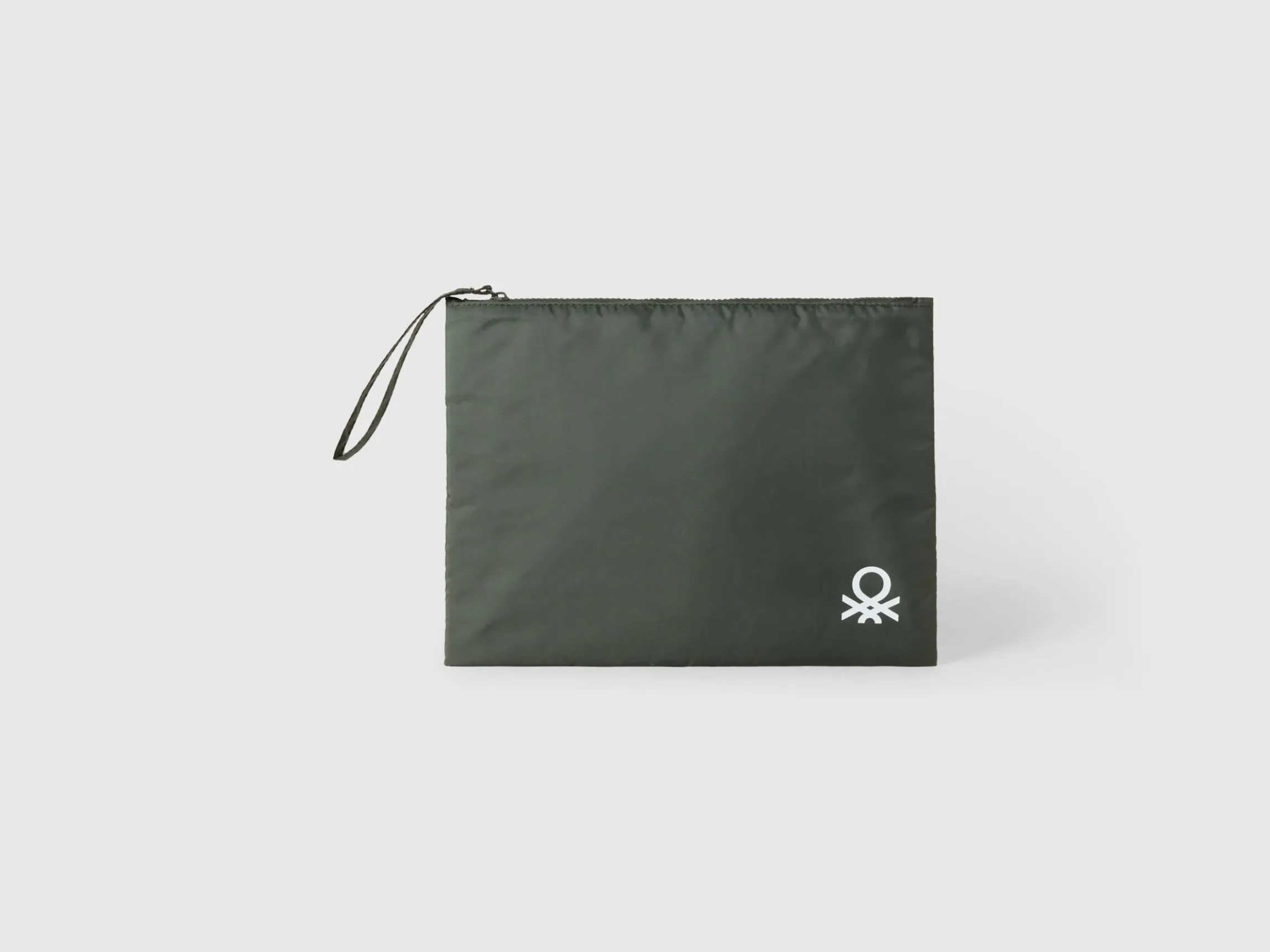 Large pouch with logo