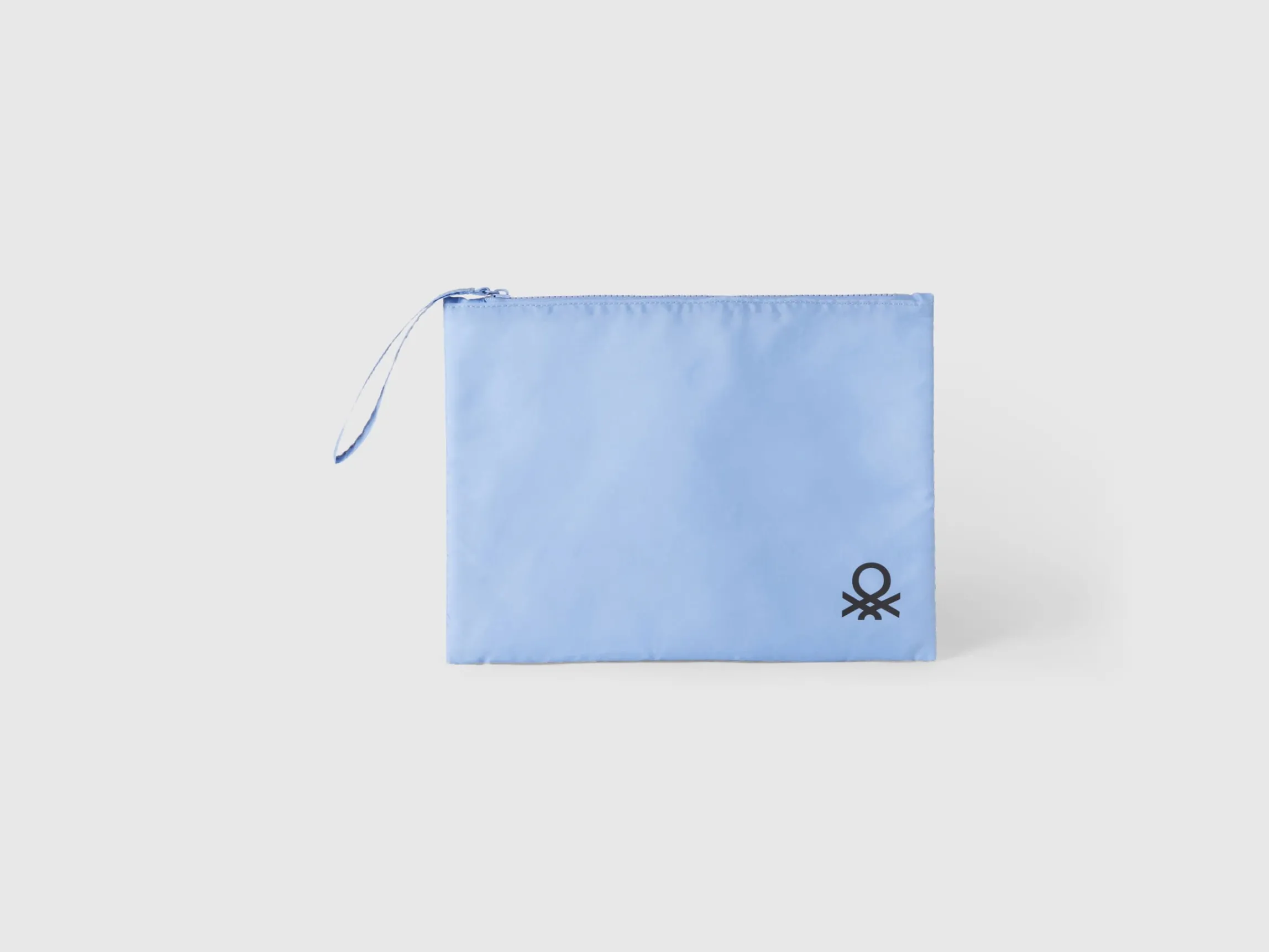 Large pouch with logo
