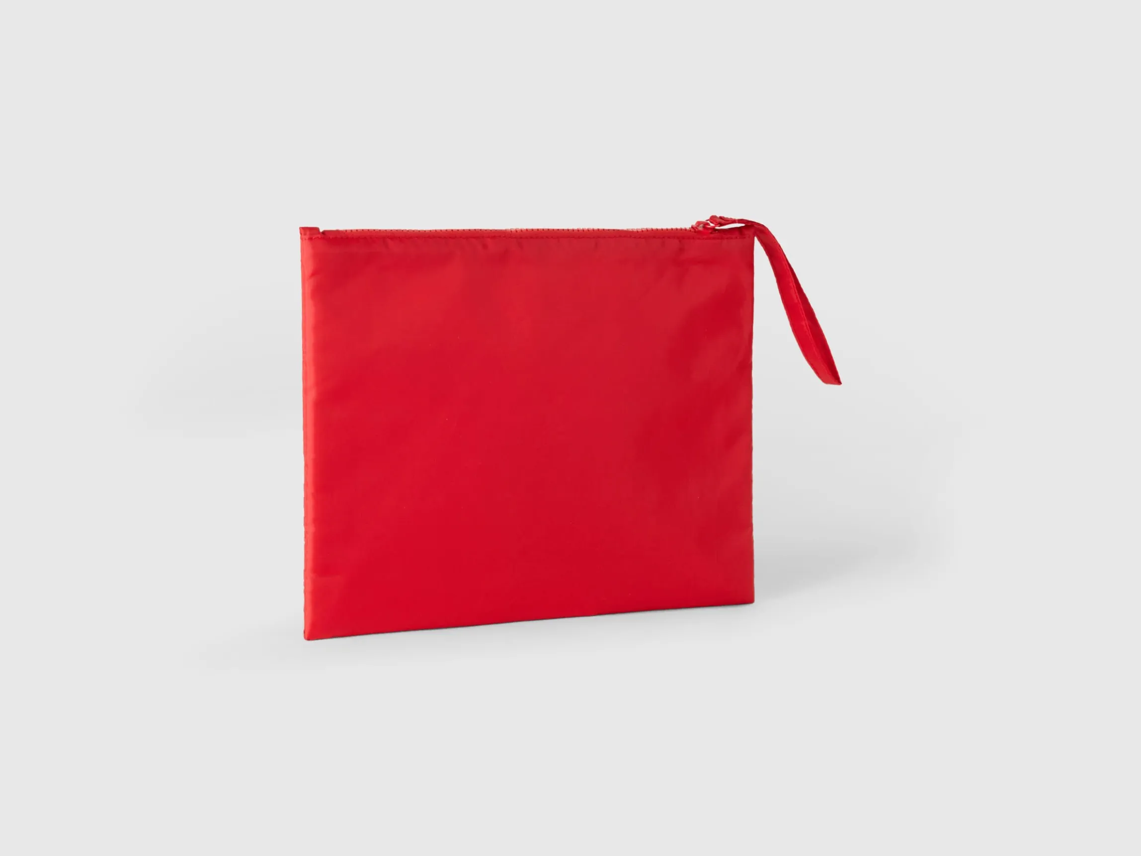 Large pouch with logo