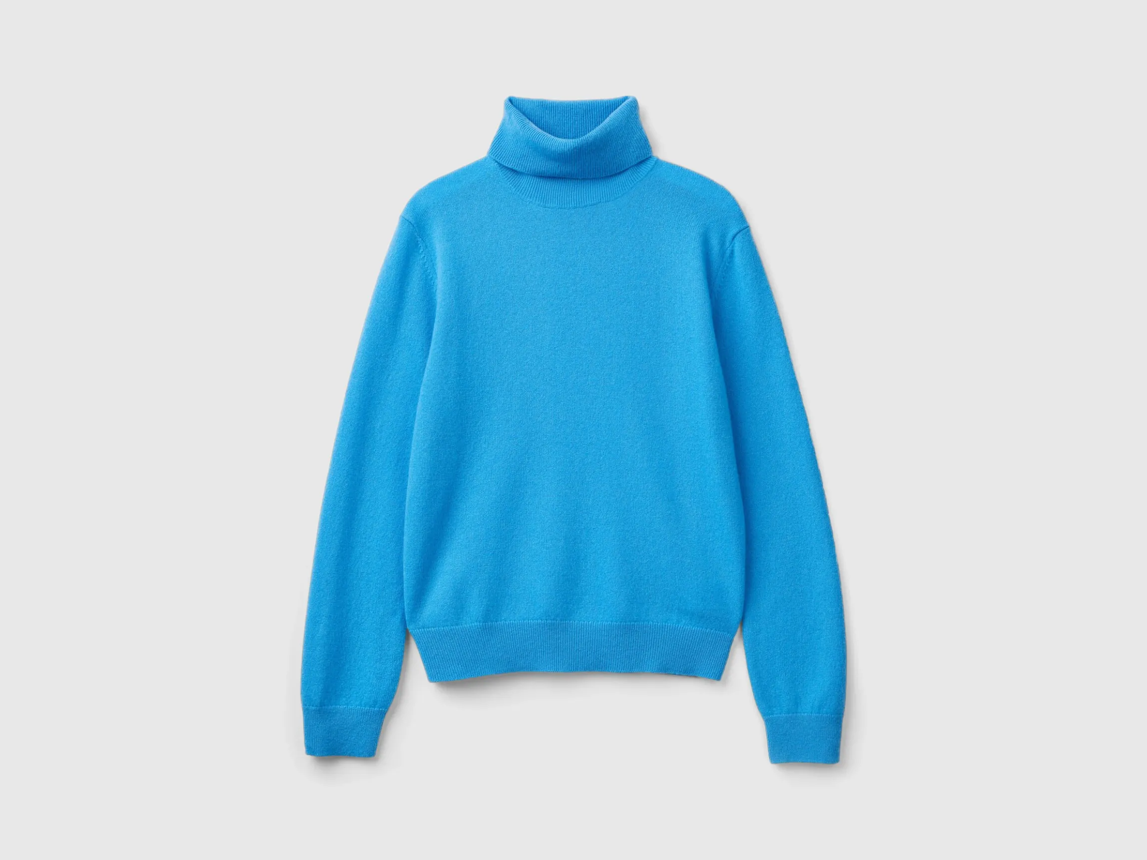 Light blue turtleneck in pure cashmere