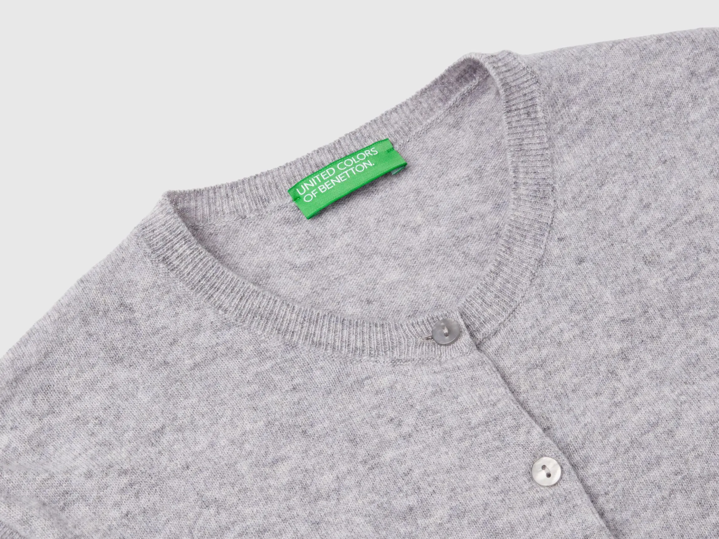 Light gray crew neck cardigan in pure Merino wool