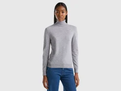 Light gray turtleneck in pure Merino wool