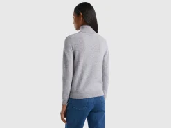Light gray turtleneck in pure Merino wool
