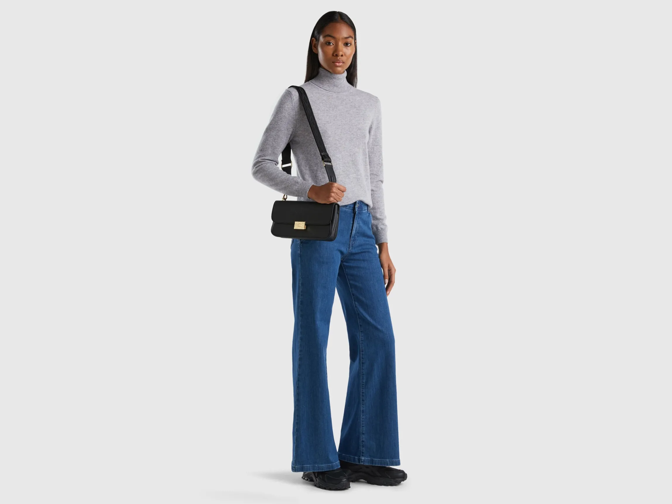 Light gray turtleneck in pure Merino wool