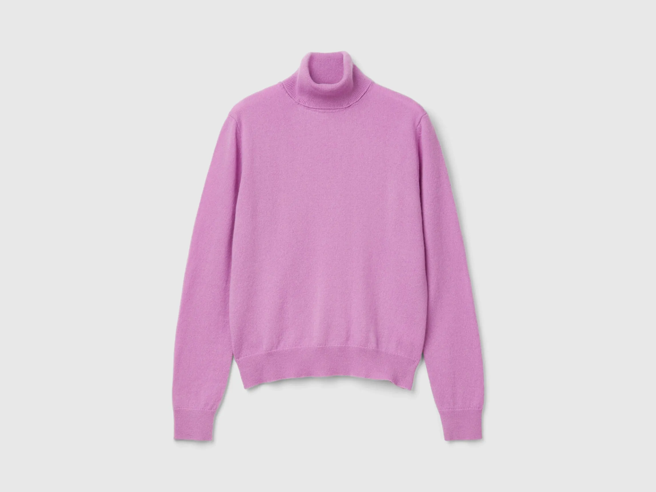 Lilac turtleneck in pure cashmere
