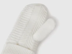 Lined gloves