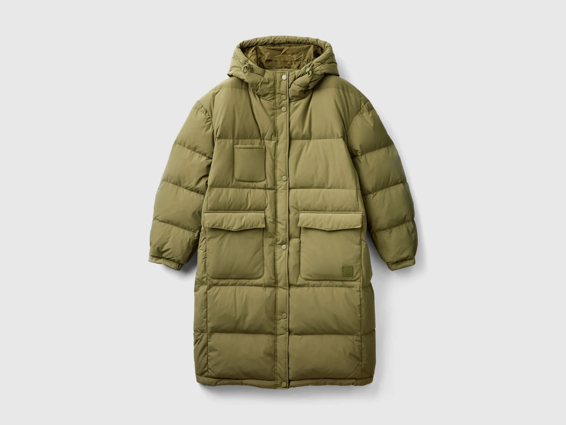 Long puffer jacket with recycled feathers