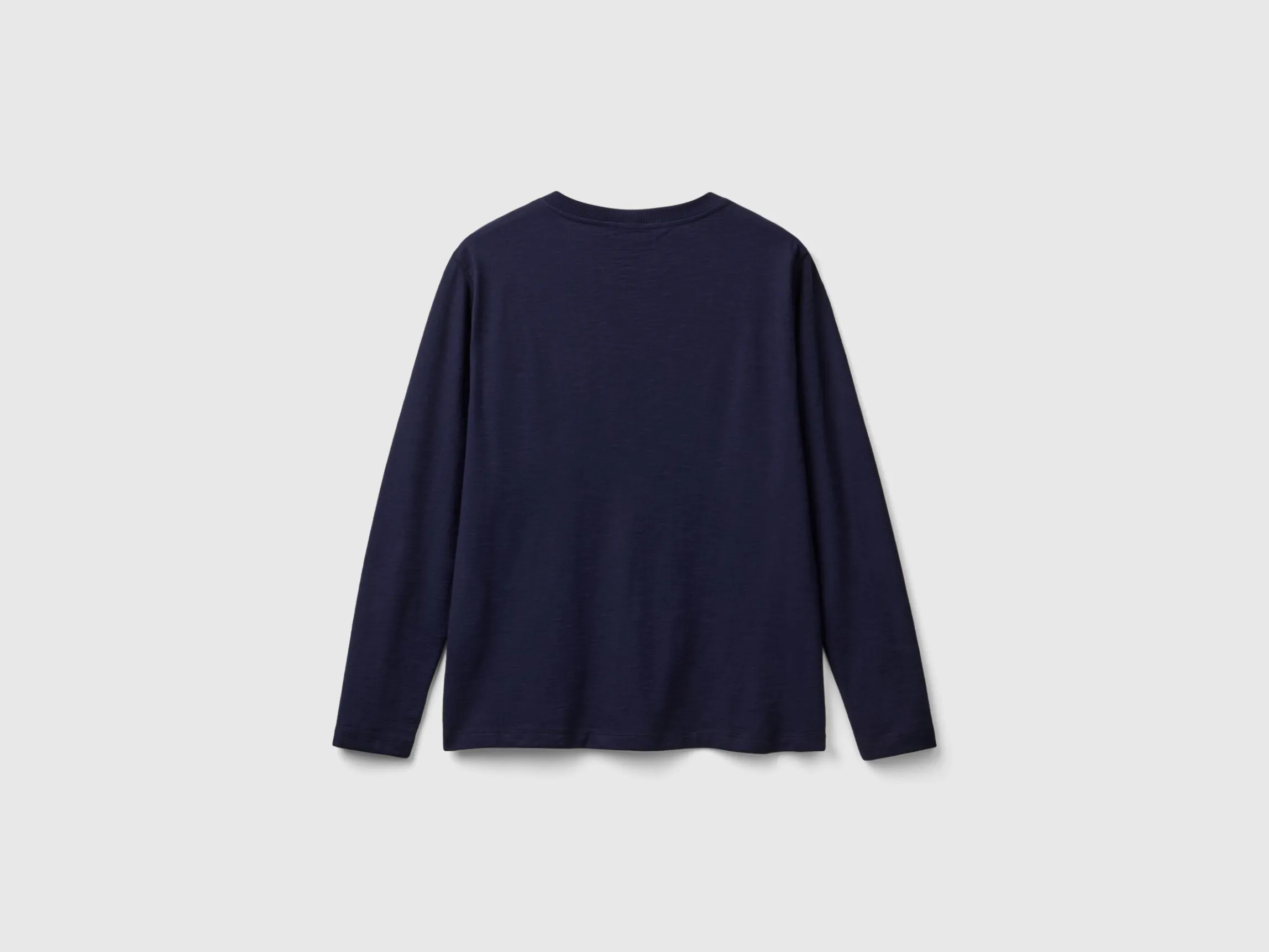 Long sleeve light cotton t-shirt