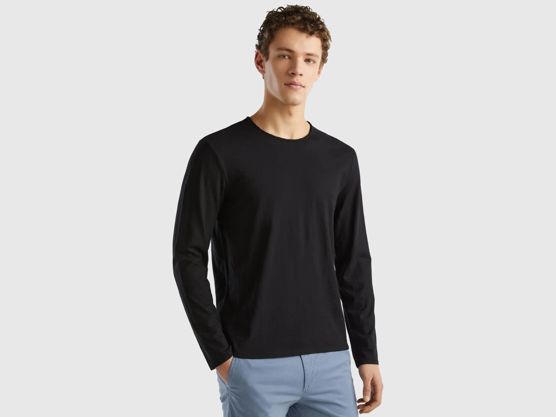 Long sleeve t-shirt in 100% cotton