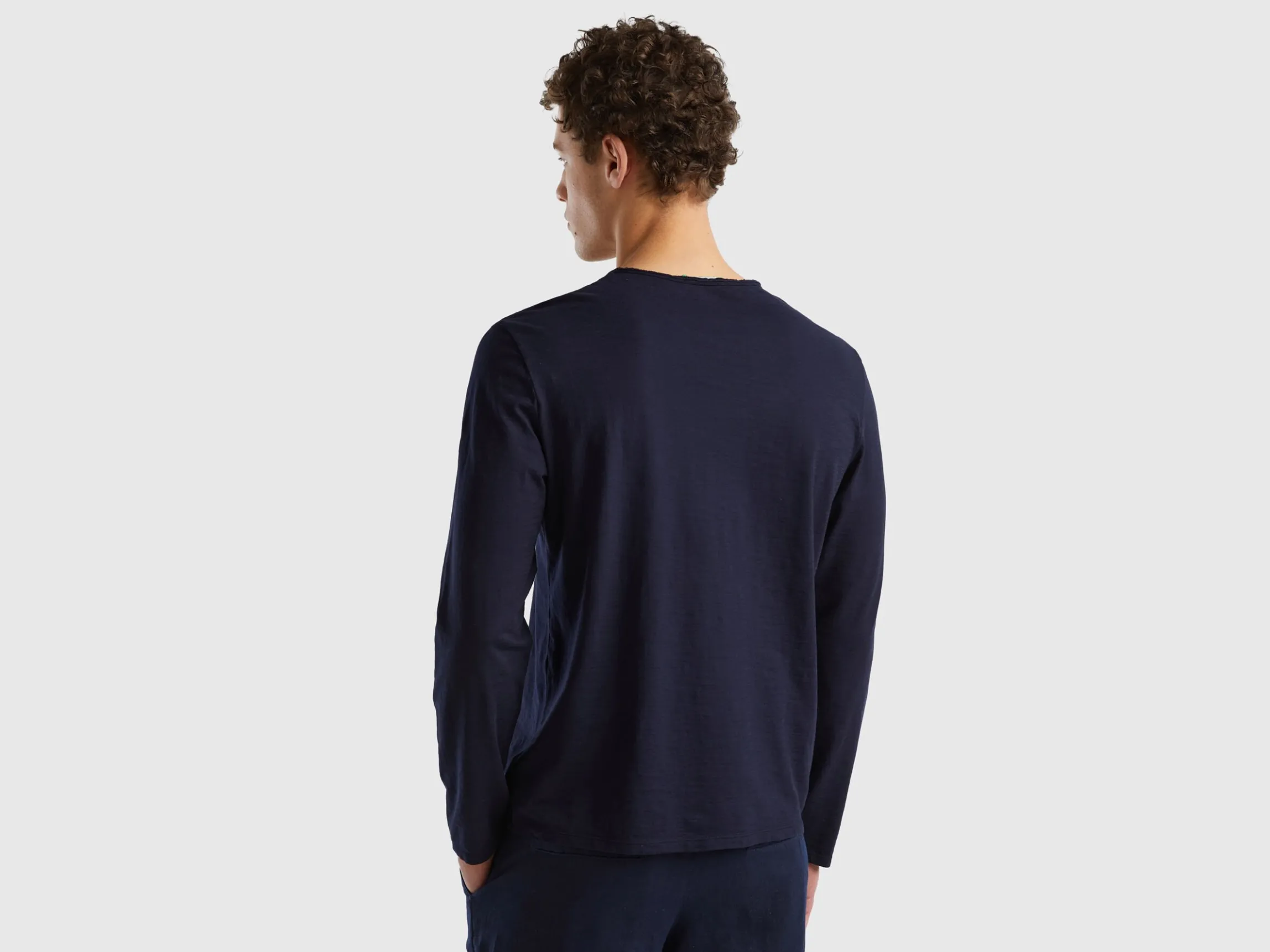 Long sleeve t-shirt in 100% cotton