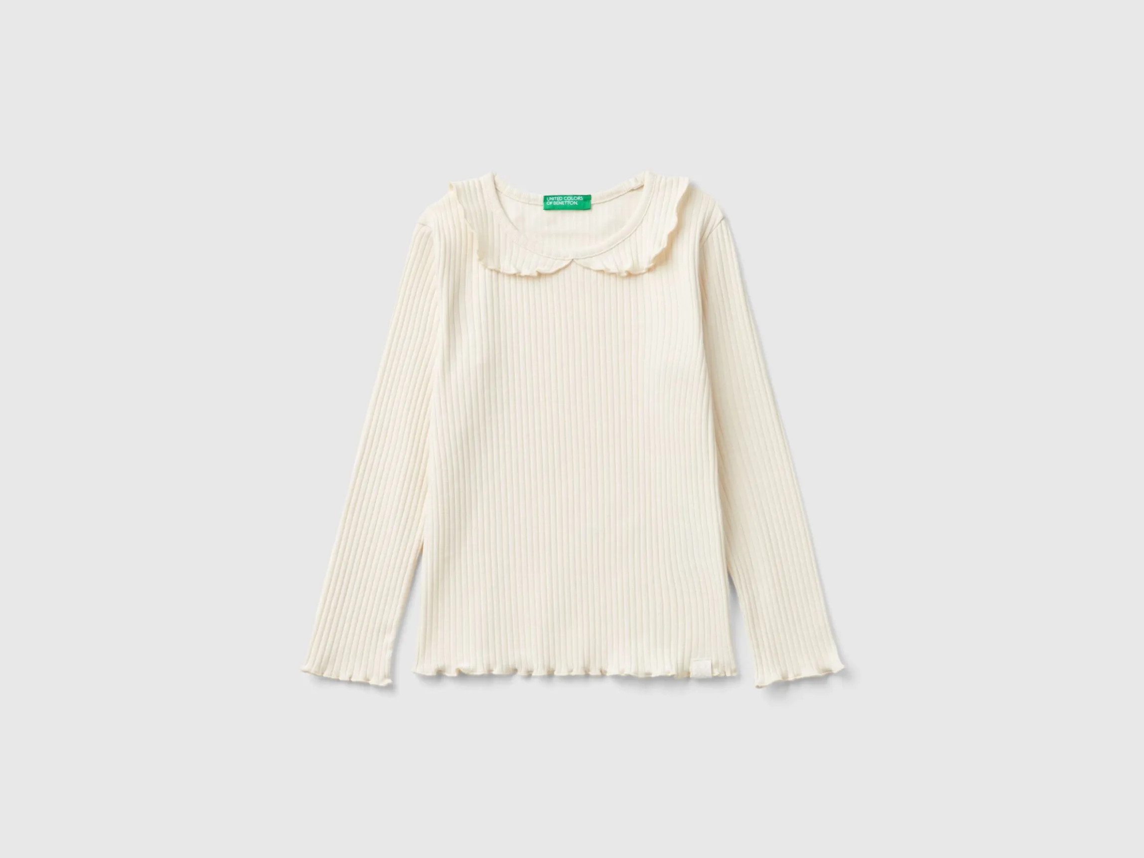Long sleeve t-shirt with collar