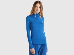 Long sleeve t-shirt with high neck