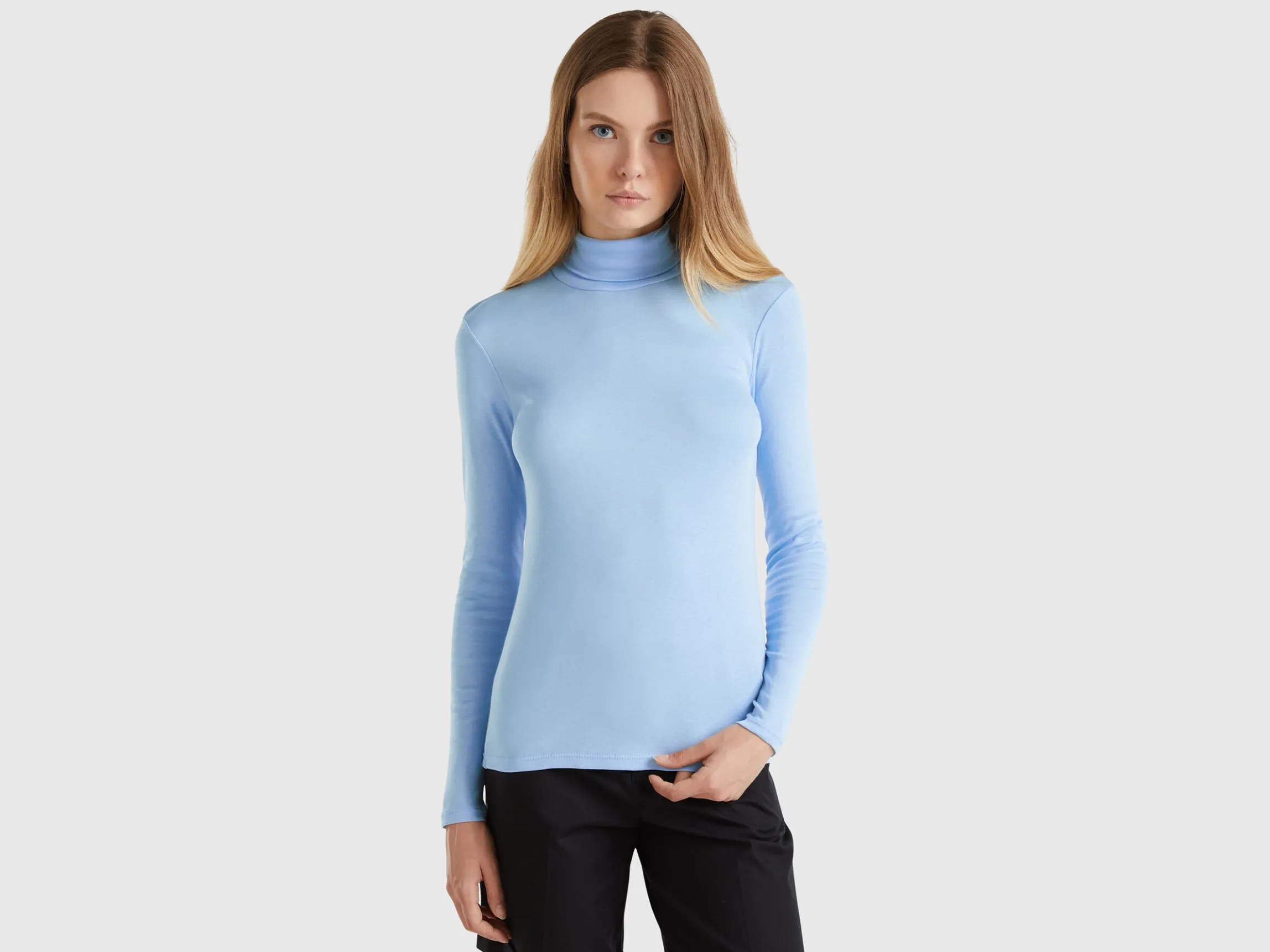 Long sleeve t-shirt with high neck
