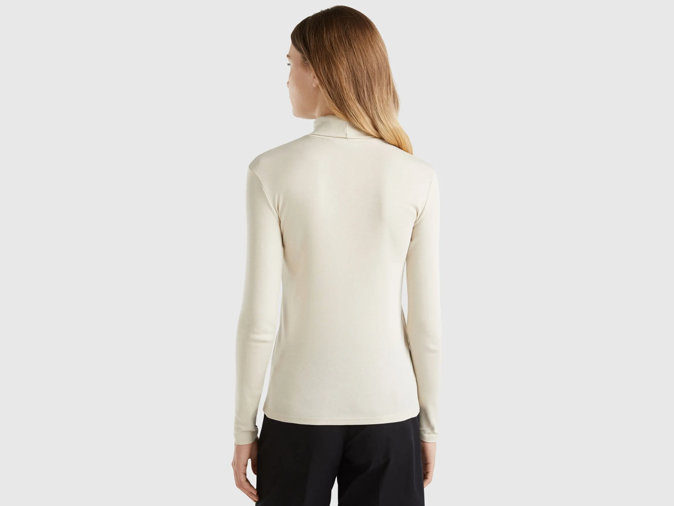 Long sleeve t-shirt with high neck