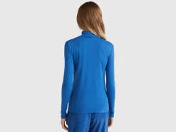 Long sleeve t-shirt with high neck