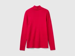 Long sleeve t-shirt with high neck