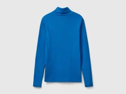 Long sleeve t-shirt with high neck