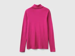Long sleeve t-shirt with high neck