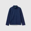 Long sleeve turtleneck t-shirt