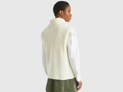 Long vest with high neck