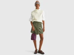 Long vest with high neck