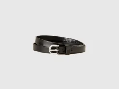 Low synthetic patent leather belt