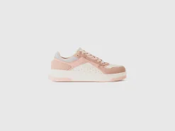 Low-top sneakers in imitation suede