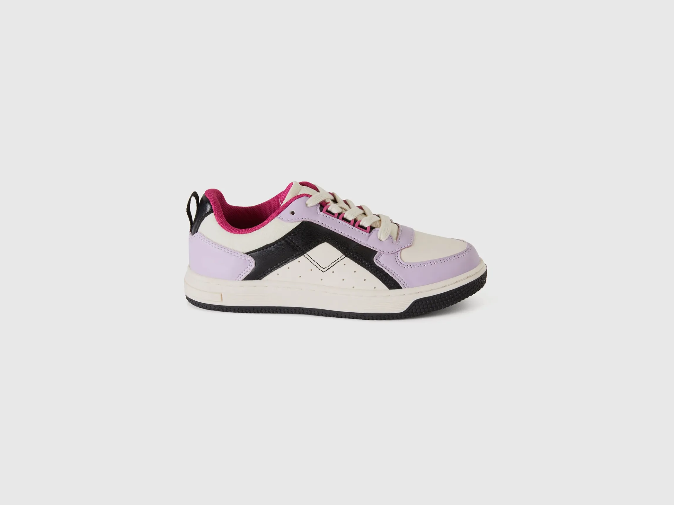 Low-top sneakers in imitation leather